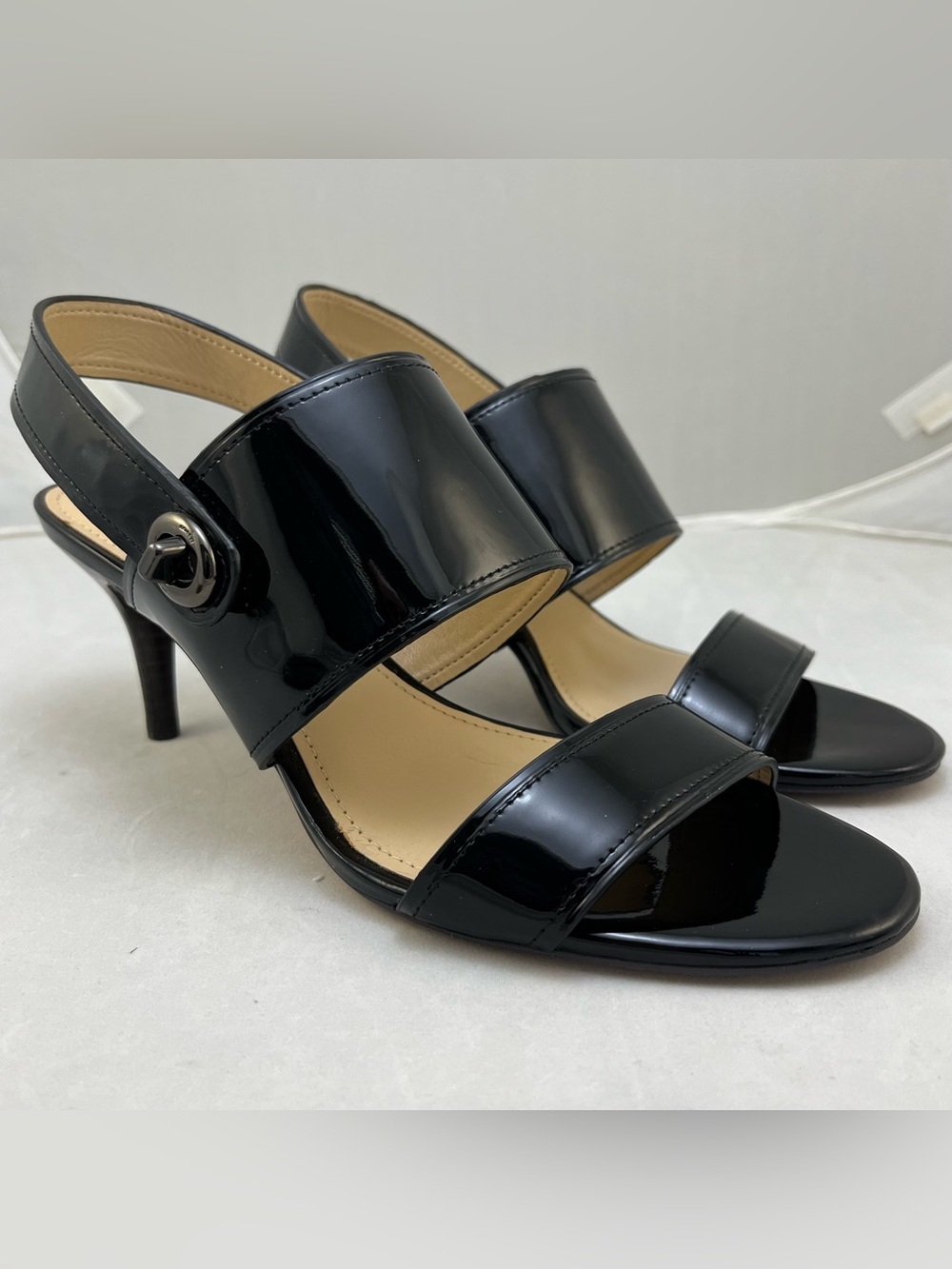 NWOB Coach Black Patent Slingback Heels Turnlock Sandals Size 7.5 Marla 3” Heel